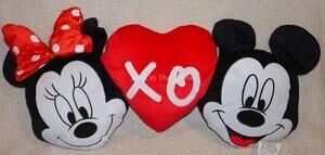 Disney's Mickey and Minnie Mouse Pillow Pal
